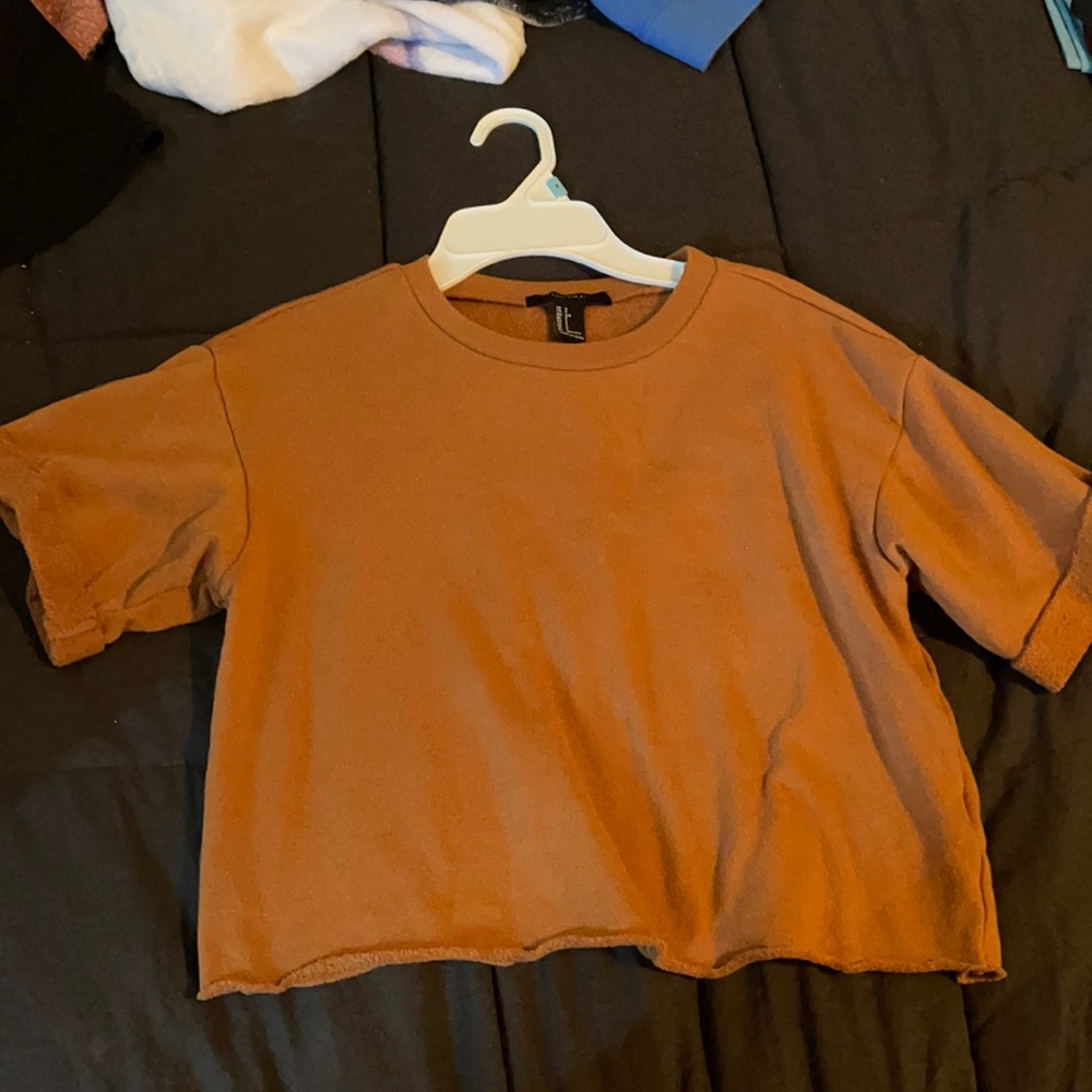 Forever 21 cropped shirt size S